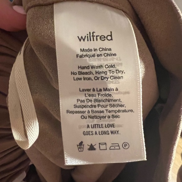 Aritzia Wilfred boissier short in camel - Picture 7 of 7